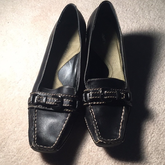 aerosoles black heels